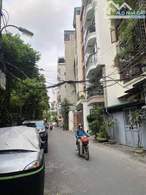 BÁN NHÀ HOÀNG HOA THÁM, NGÕ THÔNG - XE TẢI ĐỖ CỬA NGÀY ĐÊM, 73,8 M2, GIÁ 19 TỶ.