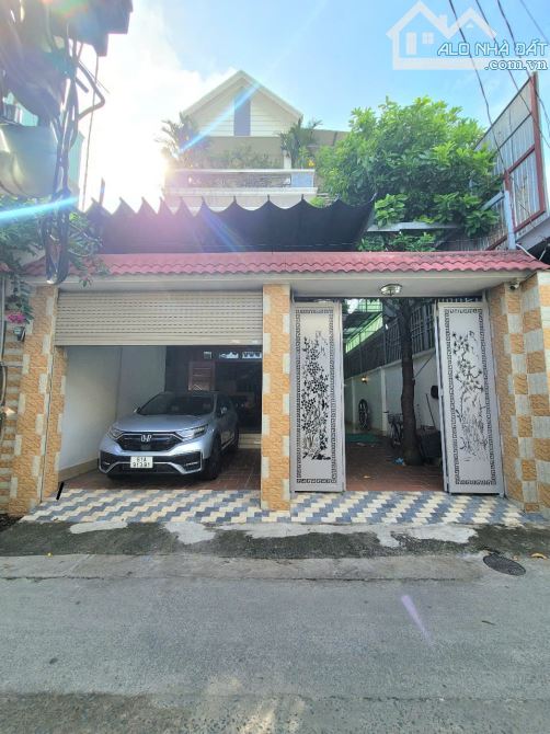 Bán biệt thự 1T1L 11.5x21.5m, hẻm Đoàn Thị Kia P. Tân Đông Hiệp gần chợ