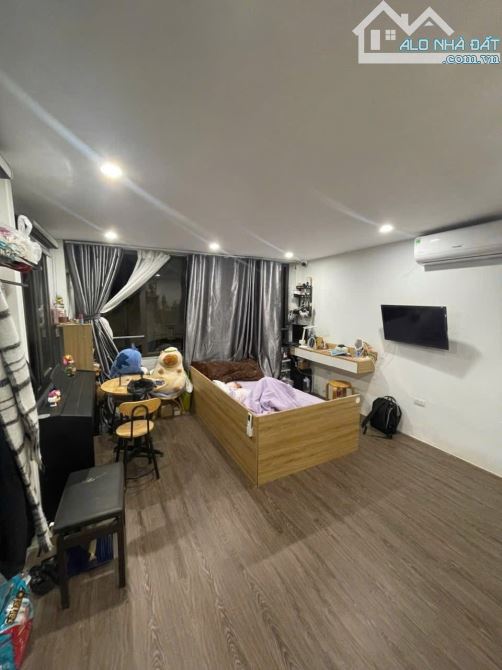 PHỐ VỌNG ĐẠI LA HAI BÀ TRƯNG 22M 5,4 TỶ 5 TÀNG MT 4,1M MẶT NGÕ THÔNG GẦN  PHỐ