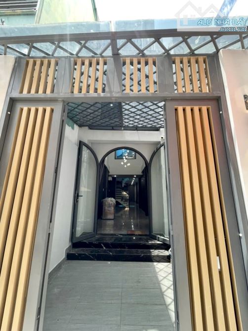 NHÀ Mới Full Nội Thất Gần Chợ Rạch Ông Cách Mặt Tiền Đường Nguyễn Thị Tần 20m