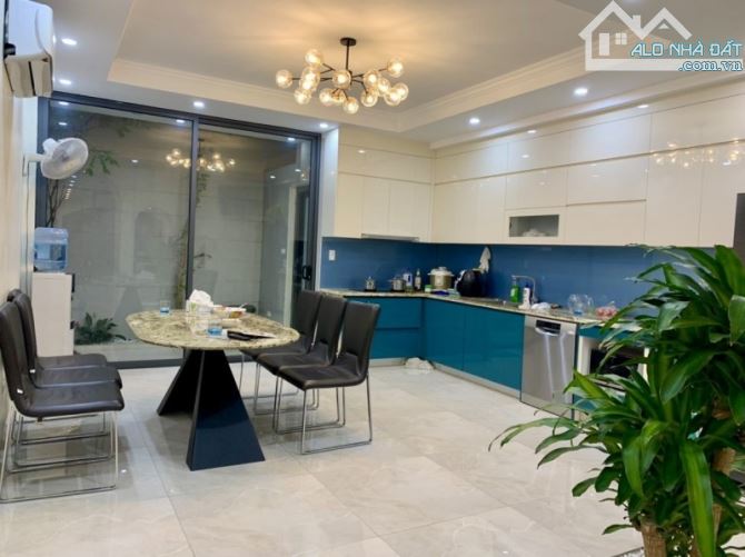 Hot! Bán nhà KĐT Văn Phú, Hà Đông, 100m2 x 5m, FULL NỘI THẤT, An sinh Phú quý.