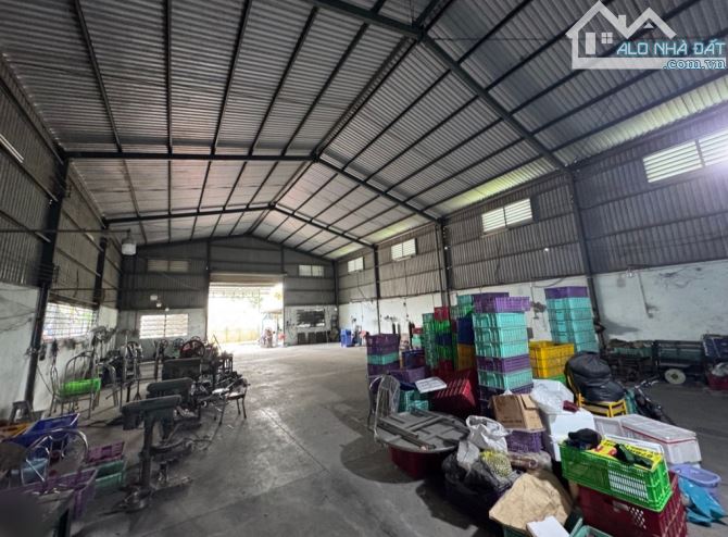Bán nhà xưởng xã Tân Quý Tây, huyện Bình Chánh, 447m2, giá chỉ 15 tỷ