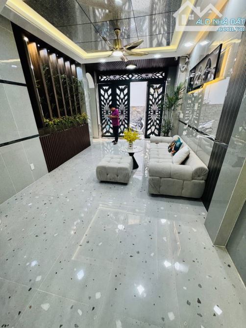 1/ NGAY HẬU GIANG  - NHÀ MỚI 100% - 49M2 - 3 TẦNG - TẶNG FULL NỘI THẤT  -  4PN