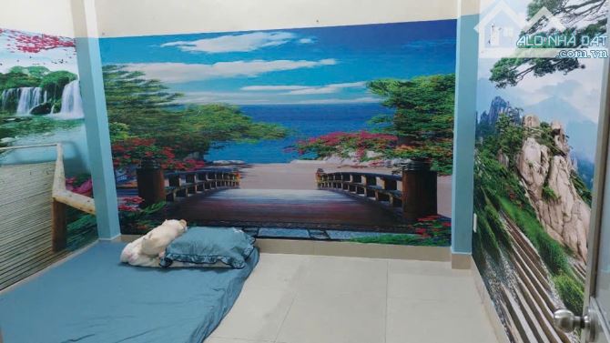 "Bán Nhà Đường 4, Tăng Nhơn Phú B, Quận 9 . Giá nhỉnh :7.x tỷ (TL).Diện tích đất: 79 m².