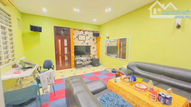 LÔ GÓC-MẶT NGÕ ÔTÔ TẢI TRÁNH-CHO THUÊ-KINH DOANH-80M 4T 22TỶ-TÂY KẾT QUẬN 2 BÀ