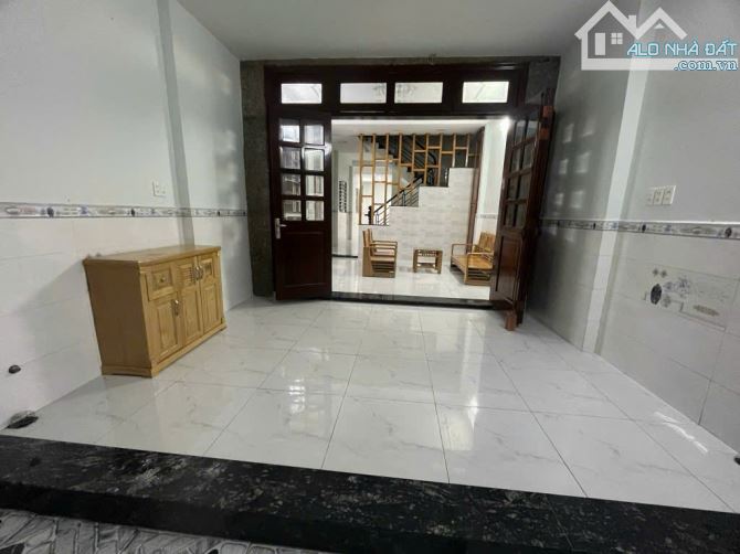 Hẻm xe hơi thông, 90m2, 3 tầng, Nguyễn Văn Khối, Gò Vấp