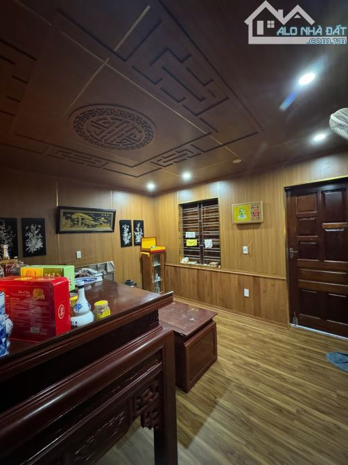 Nhà nhiều tầng căn góc đẹp Dt 90m2 lắp được thang máy, khu Tô Vũ, Văn Cao, Hải Phòng - 1