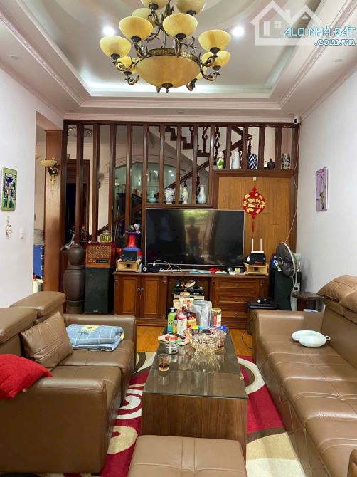 Hàng Hiếm Chủ nhờ bán biệt thự 160m2 khu 5 Vĩnh Niệm - Đường rộng 6m ô tô đỗ cửa