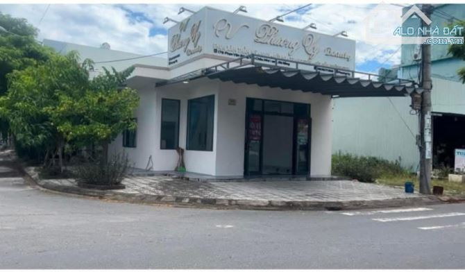 Bán lô góc ngã 4 đường 7m5 Phan Văn Đáng và Phan Thúc Trực - Hoà Châu