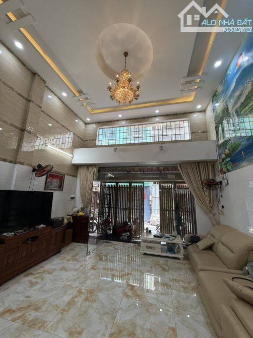 Lý Thường kiệt, Tân Bình, 6PN, 82m2, 5 Tầng, 5,4m x 15m. chỉ 16 tỷ 5
