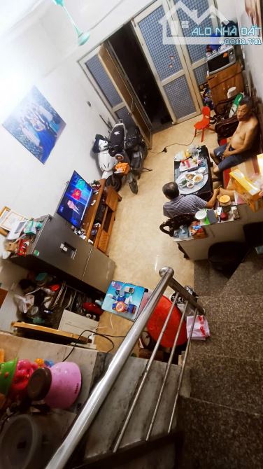 Bán gấp nhà riêng tại Khâm Thiên, Đống Đa, Hà Nội giá 5,2 tỷ, 26,4m2