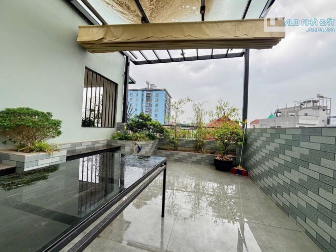 Nhà đẹp nội thất xịn ô tô vào nhà ngõ Phố Lý Sơn DT 48m2 . Giá 12.5 tỷ - 10