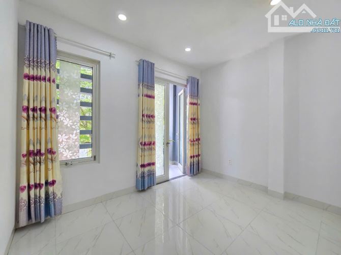 NHỈNH 4 TỶ CÓ NGAY NHÀ 3 TẦNG KIỆT OTO ĐẬU ĐỔ NGÀY ĐÊM - 10