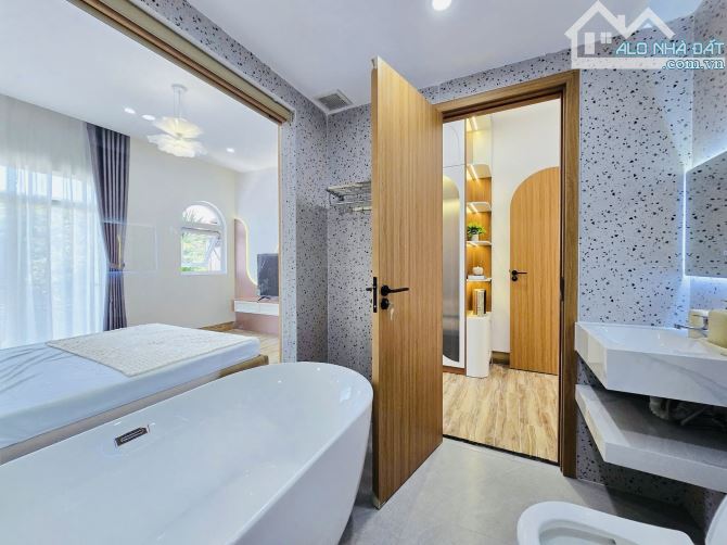Bán nhà 4 tầng Homestay biển mỹ khê có hồ bơi dòng tiền khai thác 70 triệu tháng - 10