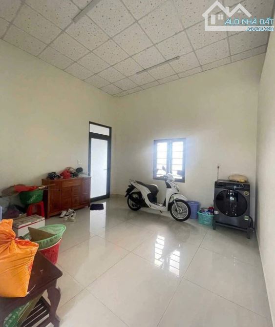 Cần Tiền bán nhah Căn nhà ở KCN Trảng Bàng An Tịnh 378m2 Sổ hồng Riêng Sẵn 570triệu - 10