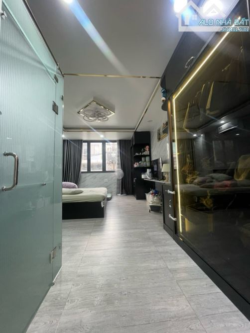 BÁN NHÀ HẺM 60 LÂM VĂN BỀN, TÂN KIỂNG - 2 TẦNG - XE Ô TÔ NGỦ TRONG NHÀ - 10