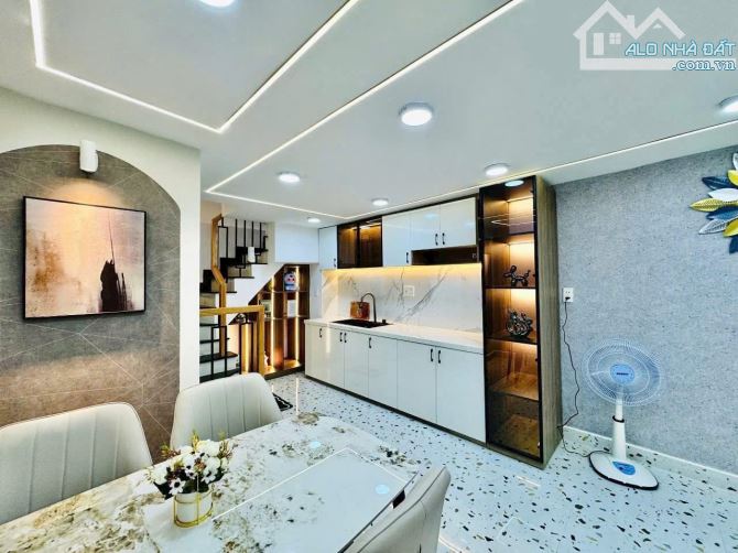 Cô 7 bán nhà cho thuê 25tr cực đẹp 1/Nguyễn Trãi-Q5 gần ĐH Sài Gòn.58,2m2 giá 1TỶ58 ALO EM - 11