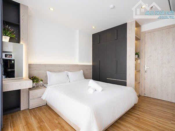 CĂN HỘ STUDIO BAN CÔNG VIEW THÀNH PHỐ SIÊU XỊN TẠI Q10 Kế đường Cách mạng tháng 8 - 11