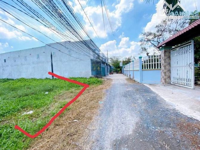 bán lô đất 147m gần chợ mỹ hạnh nam giá chỉ 1 tỷ 290 triệu gọi đặt cọc - 1
