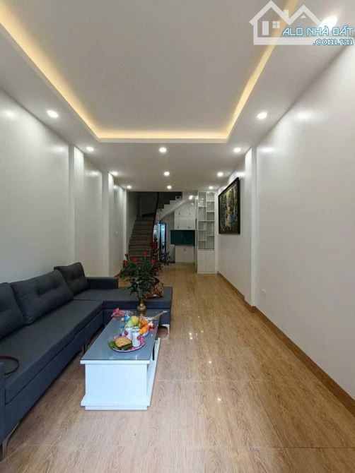 🏡 Bán nhà 36m2 x 5 tầng Gia Thượng, Long Biên, Ô tô, Ở ngay, Gần hồ, 7 tỷ 45 - 1