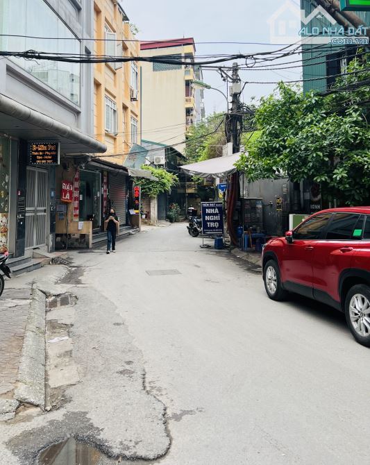 Bán nhà ngõ 20 Nguyễn Chánh, lô góc, mặt ngõ lớn, kinh doanh sầm uất - 2