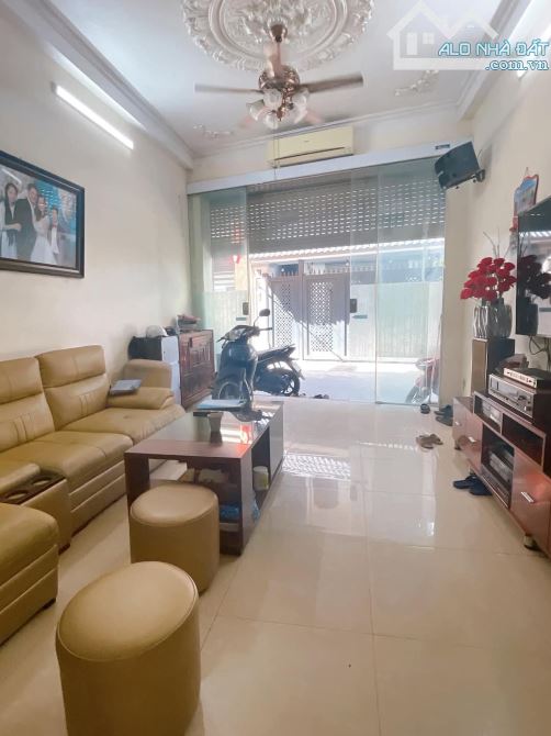 Mặt ngõ kinh doanh, vỉa hè, lô góc, Đại Từ, ô tô tránh, diện tích 45m,4tầng,mặt tiền 4m, - 1