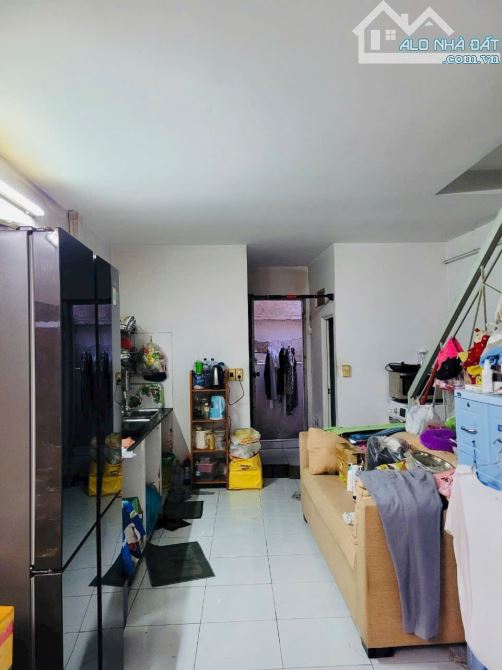 BÁN GẤP NHÀ 2 TẦNG 75M2 - NGAY VINCOM PLAZA NGUYỄN XÍ -NGANG 4M- GIÁ CHỈ 100TR/M2 - 1