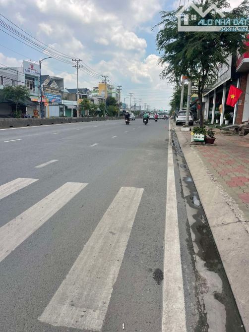 BÁN NHÀ CHÍNH CHỦ THỚI TAM THÔN HÓC MÔN HẺM XE TẢI GIÁ TỐT. - 1