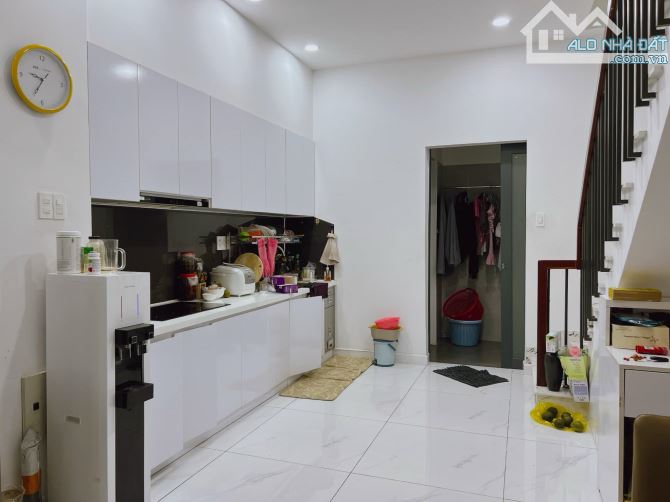 HXH 4.15 tỷ Lê Đức Thọ DT 54m2 x 4 x 3 tầng. Kinh doanh tốt - 1