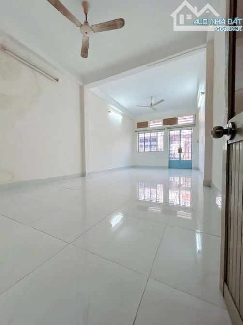 Cho thuê nhà 1T 2L gần chợ Biên Hoà, phường Quang Vinh giá 7 tr/ tháng - 1