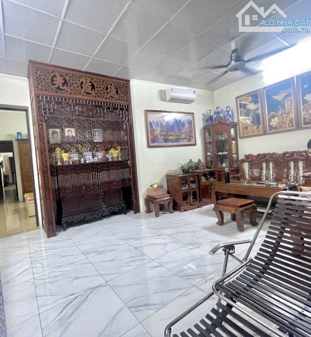 Nhà đẹp Thụy Khuê 90m 4 tầng mặt tiền 6m - ngõ ô tô tránh - Vỉa hè Kinh doanh - 1