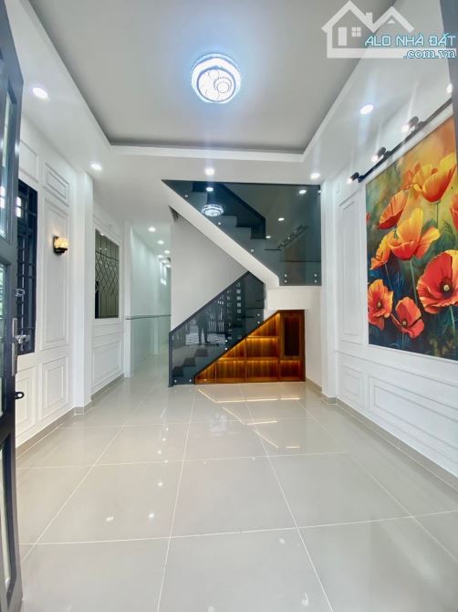 NHÀ 2 TẦNG - MẶT TIỀN ĐƯỜNG NHỰA TRẦN THỊ BỐC - THỚI TAM THÔN HÓC MÔN ĐI BỘ RA CHỢ HÓC MÔN - 1