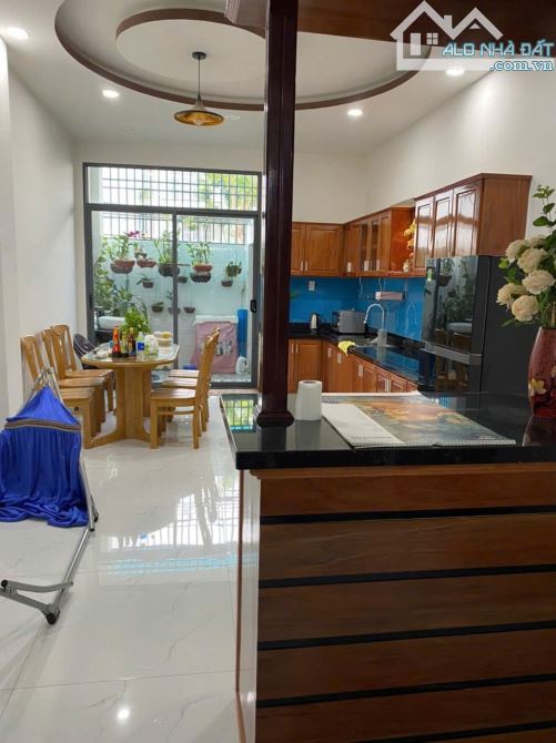 Bán nhà mặt tiền đường số 10, khu đô thị hà quang 2, phường Phước Hải, tp. Nha Trang - 1