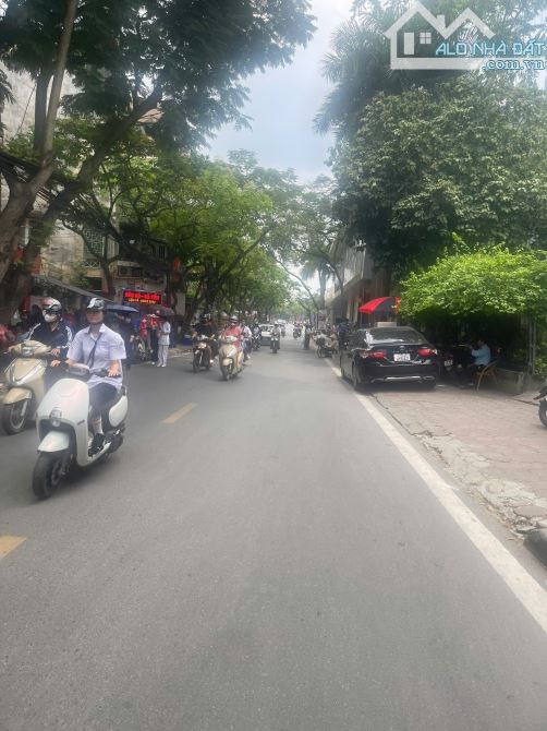PHỐ KIM MÃ THƯỢNG – TRUNG TÂM BA ĐÌNH – 2 MẶT TIỀN – OTO TRÁNH 45m2 MT 5.1m 5 TẦNG 16 tỷ - 1