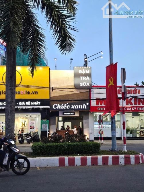 Đường 3/2, Phường Xuân Khánh, Q Ninh Kiều, TPCT - 1