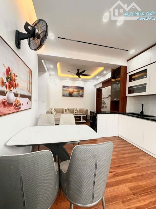 Bán căn hộ chung cư 70 m2, 2 PN,2WC khu đô thị Trung Hòa Nhân Chính, - 1