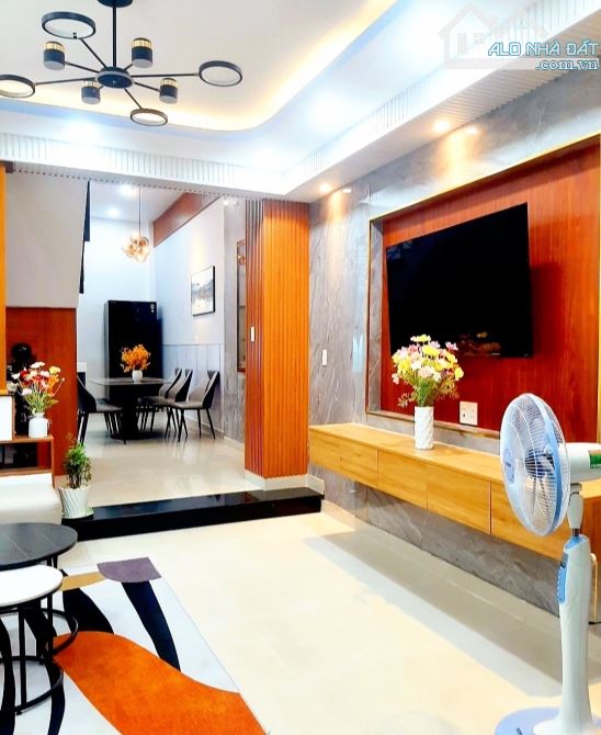 NHÀ MỚI, ĐƯỜNG 51, P.14, GÒ VẤP. 54m2 -3TẦNG - CHỈ 5.7 Tỷ - 1