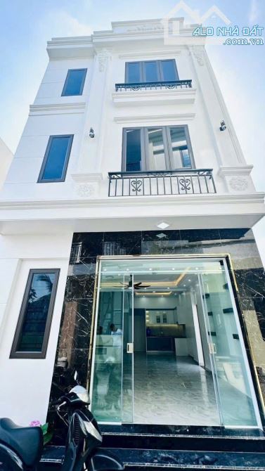 💥NHÀ 3 TẦNG ĐỘC LẬP ,KIỀU ĐÔNG HỒNG THÁI   ✅ Diện tích: 60,4m² –  ✅ Vị trí thuận tiện: - 1