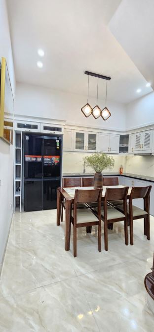 Bán nhà mới tinh, full nội thất, nhiều tiện ích, ở sướng đường Hoàng Mai - 1