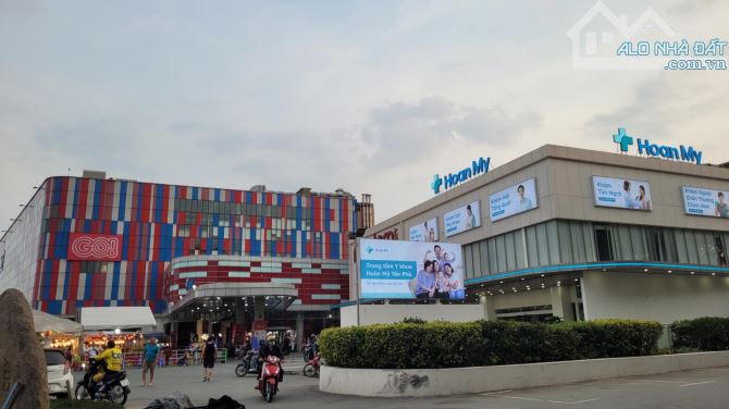 Nhà đẹp khu Vip phân lô, Hồ Đắc Di, sát siêu thị Go, nhà ga T3, 4 tầng, diện tích: 79m2. - 1