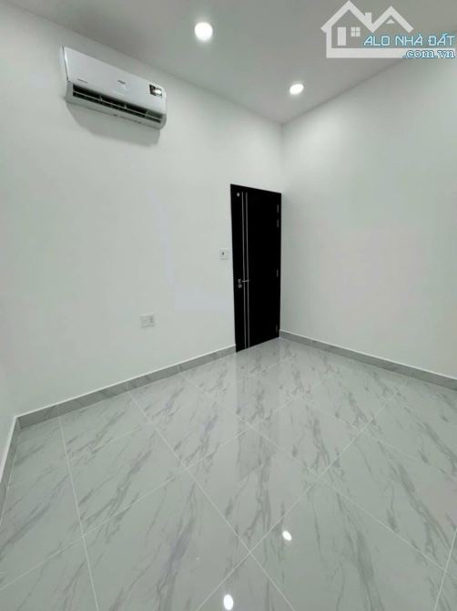 Chủ ngộp ra gấp căn Tạ Quang Bửu, Quận 8, giảm 200 triệu còn 2 tỷ 960 / 48m2 sổ hồng riên - 1
