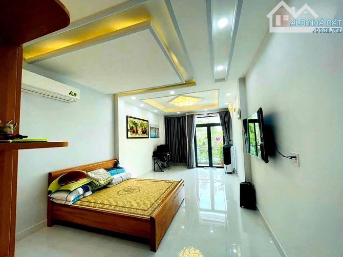 Siêu Phẩm 3 tầng mặt tiền đường số 4 LINH TÂY THỦ ĐỨC 110m2 Giá 12 Tỷ 500 - 1