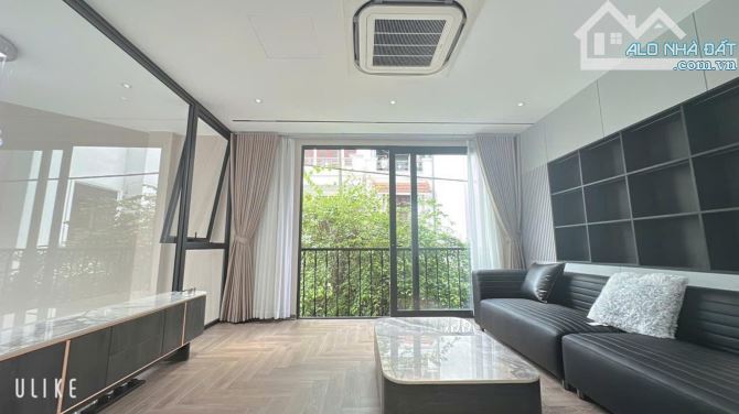 Bán Nhà đẹp phố Bồ Đề,lô góc, oto ngủ trong nhà,ngõ thông, thang máy,Full nội thất - 1
