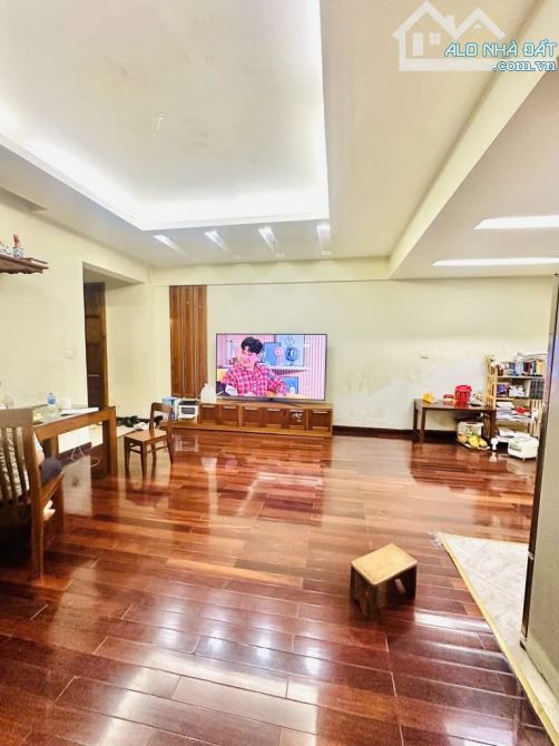 Chưng cư 151 NGUYỄN ĐỨC CẢNH, 100m2, HƠN 50TR/M2, CĂN GÓC, 3 NGỦ, CẠNH KĐT ĐỀN LỪ.       + - 1
