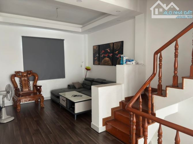 Nhà 4 tầng 62m2 - 7.x tỷ - ô tô tới nhà - Huỳnh Tấn Phát - Phú Thuận - Quận 7 - 1