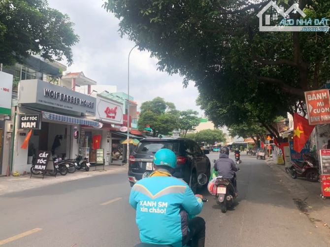 Bán nhà MTKD Tân Hương Tân Phú 4x20m đúc 3 lầu ST giá 16 tỷ TL (gần Nguyễn Ngọc Nhựt) - 1