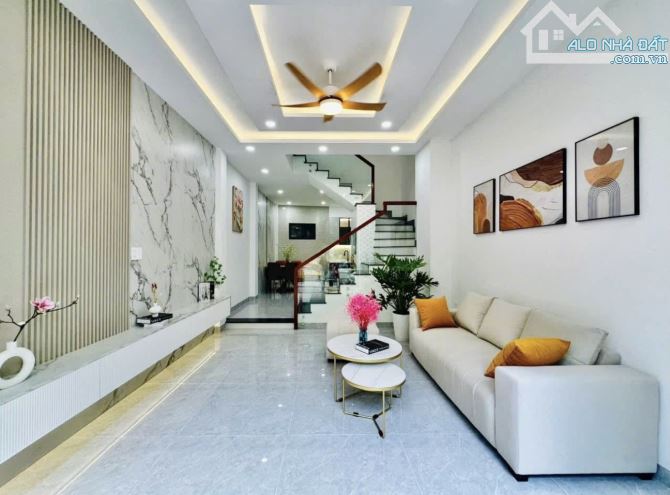 CẦN BÁN NHÀ ĐƯỜNG CHU VĂN AN, PHƯỜNG 12, BÌNH THẠNH - GIÁ:3TỶ750/63M2 (4,5x14M). SHR - 1