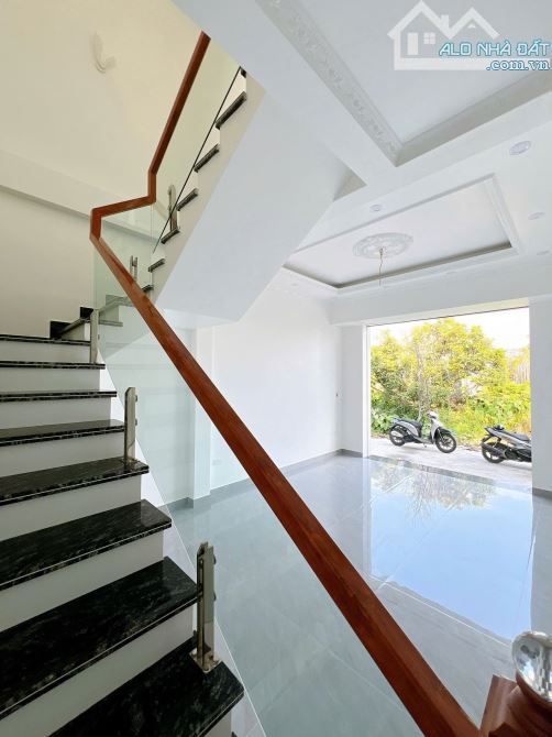 Bán nhà 2 tầng xây mới 70m2 Tê Chử , Đồng Thái ,An Dương.  Giá chỉ 2,15 tỷ - 1