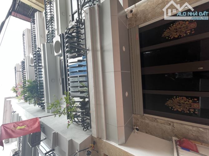 Bán nhà 5 tầng full nội thất ở Văn Trì - Bắc Từ Liêm với giá 5 tỷ - 1