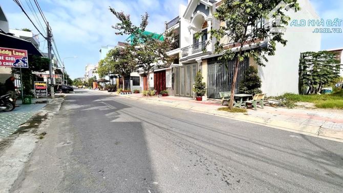 Bán Gấp Lô Đất Chính Chủ 100m2 Sổ Riêng Thổ Cư 100% Ngay KDC  Bửu Long - 1
